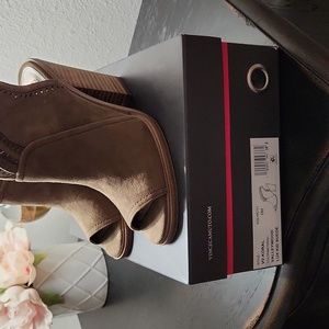 Vince Camuto bootie